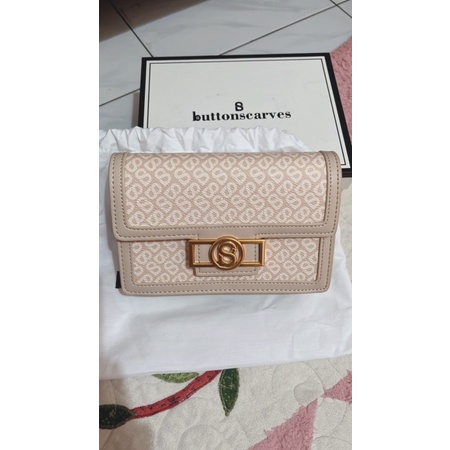 preloved izzy sling bag beige