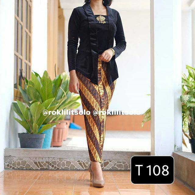 Rok plisket wiru  batik / batik parang all size T 108 / rok  batik / baju kondangan
