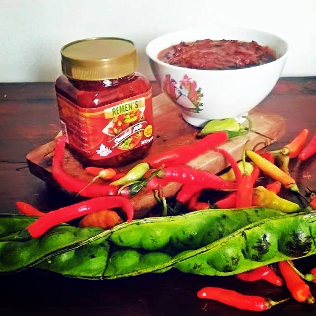 

REMEN SAMBEL PETE LOMBOK MERAH