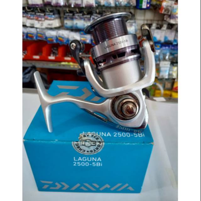 Reel Daiwa Laguna 2500-5Bi ✨