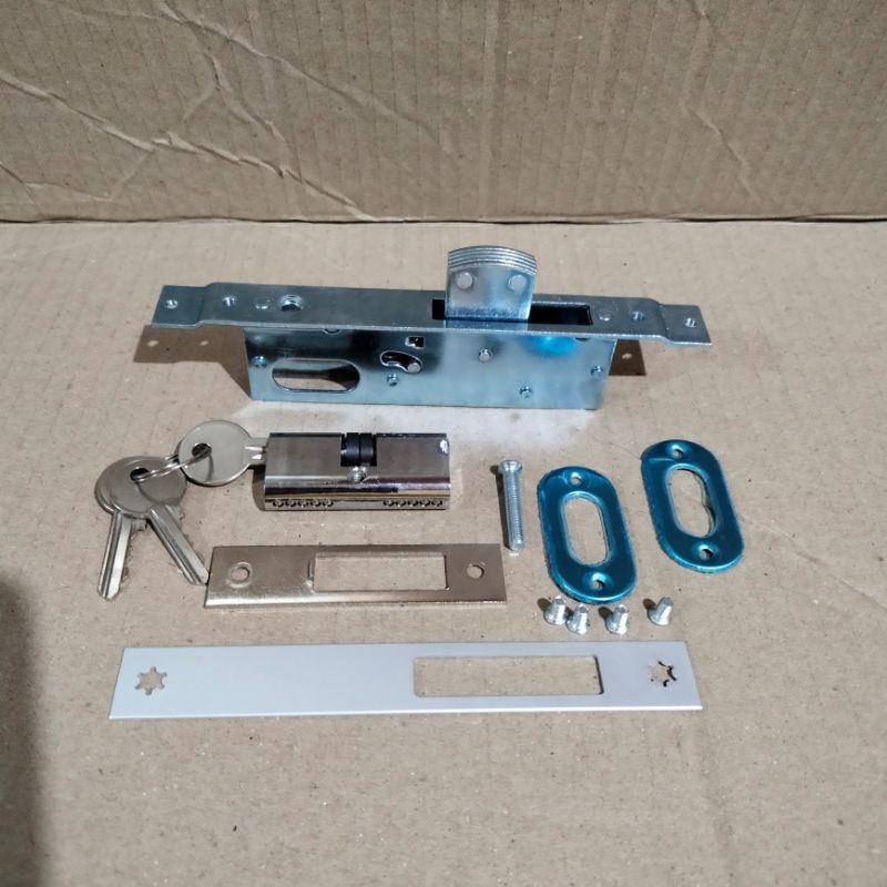 kunci pintu geser  kaca almunium