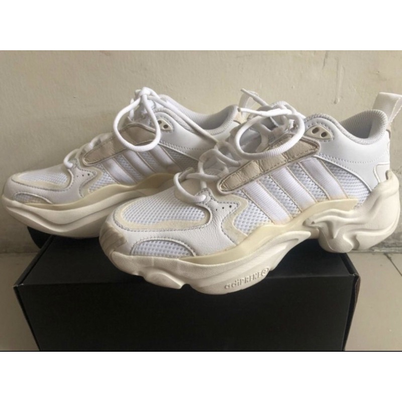 Sepatu second adidas naked consortium limited edition sneakers sport cewek shoes style