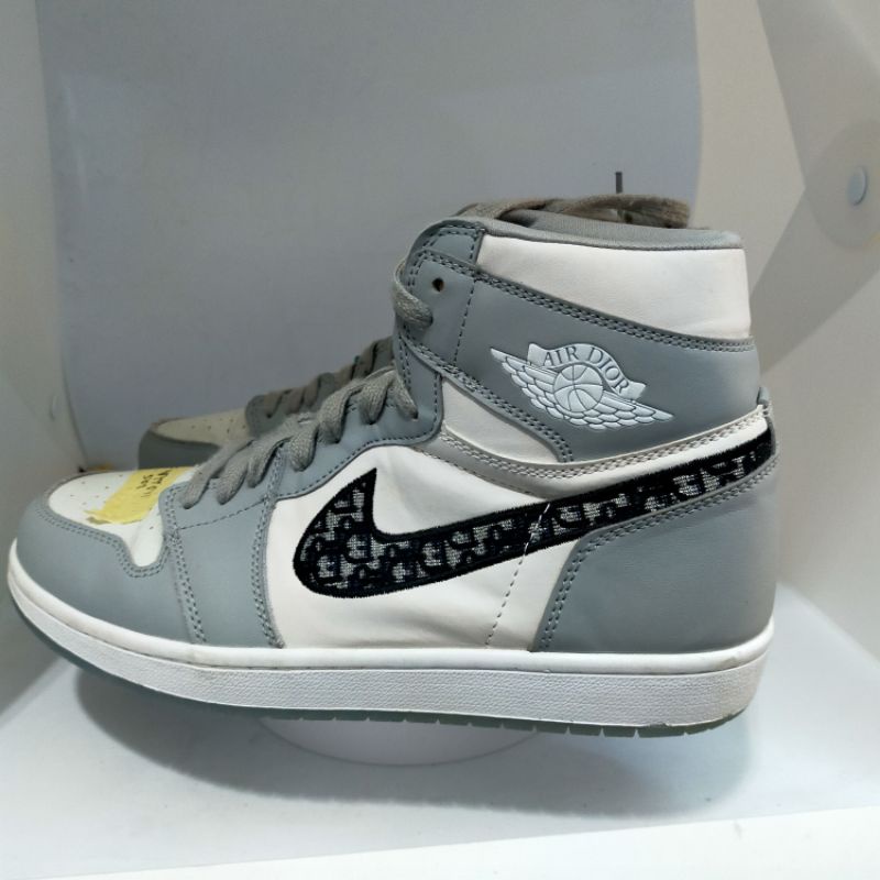 Nike Jordan colleb dior dan nike SB Dung punya kak Frerryoyi 2 pasang