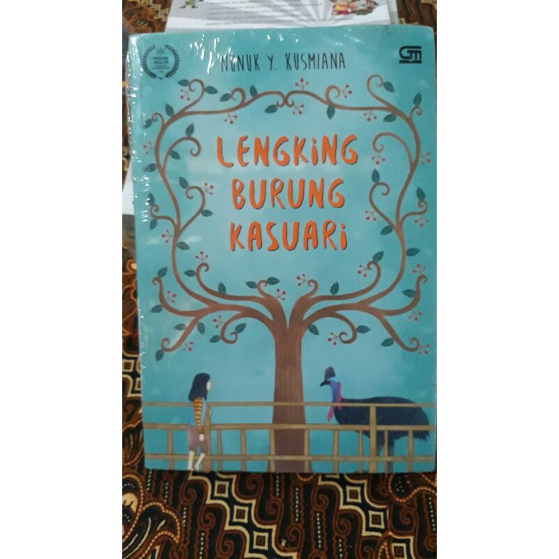 LENGKING BURUNG KASUARI