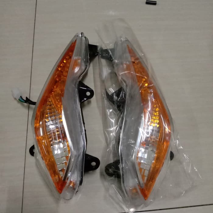 lampu Sen Depan / Front Winker Assy Blade 11 + Inner