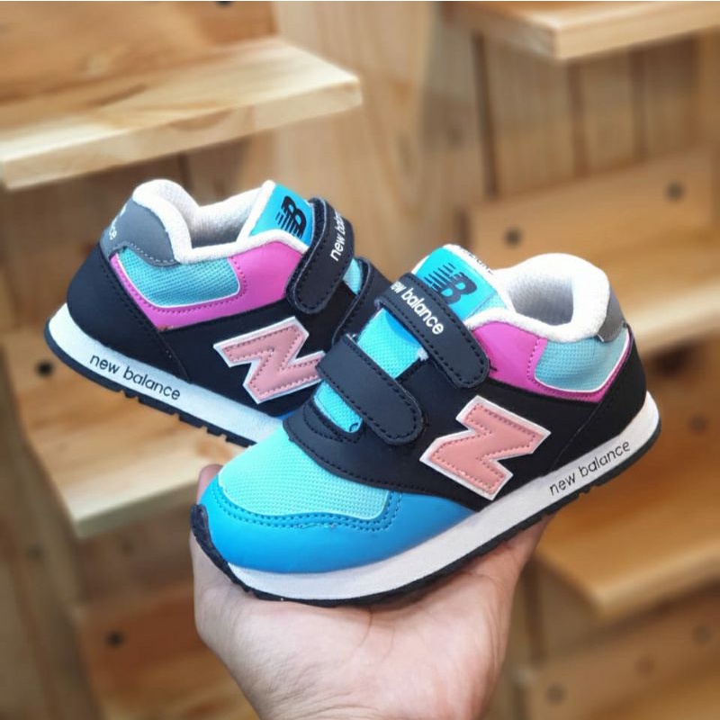 Sepatu Anak Sneakers Cewek Size 24-37 (1-8 Tahun) Sepatu Anak Perempuan NB SPORT TERBARU