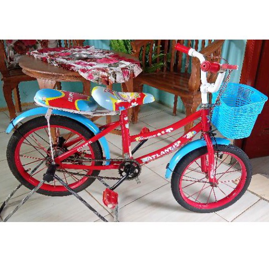 Sepeda Mini Anak Perempuan Ukuran 16 inch Bekas