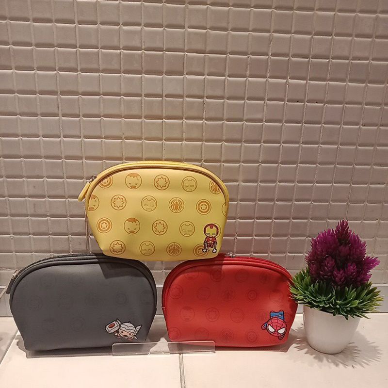 MINISO X MARVEL COSMETIC BAG SETENGAH LINGKARAN