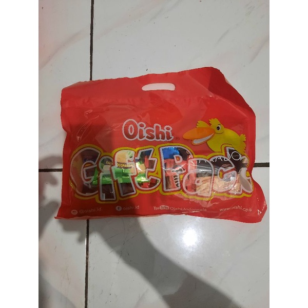 

oishi gift pack / snack ulang tahun