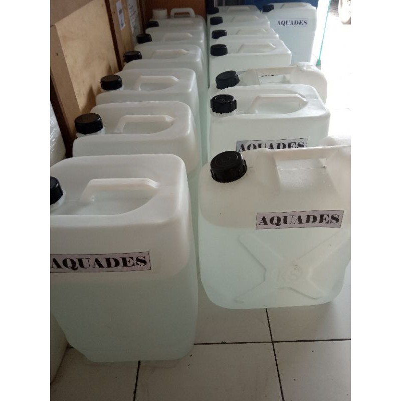 

Aquades 20 liter