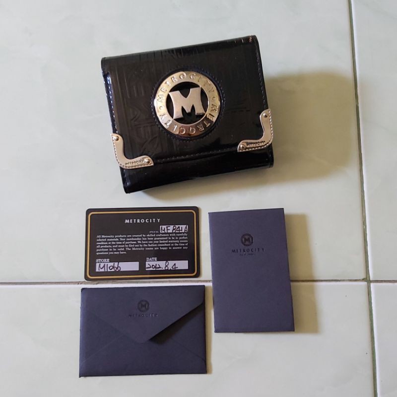 ❌SOLD OUT❌ M3trocity Mini Wallet Authentic