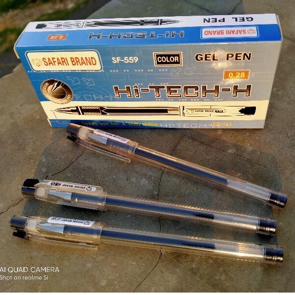 

Bolpoin Hi-tech Safari HITAM 0.28mm