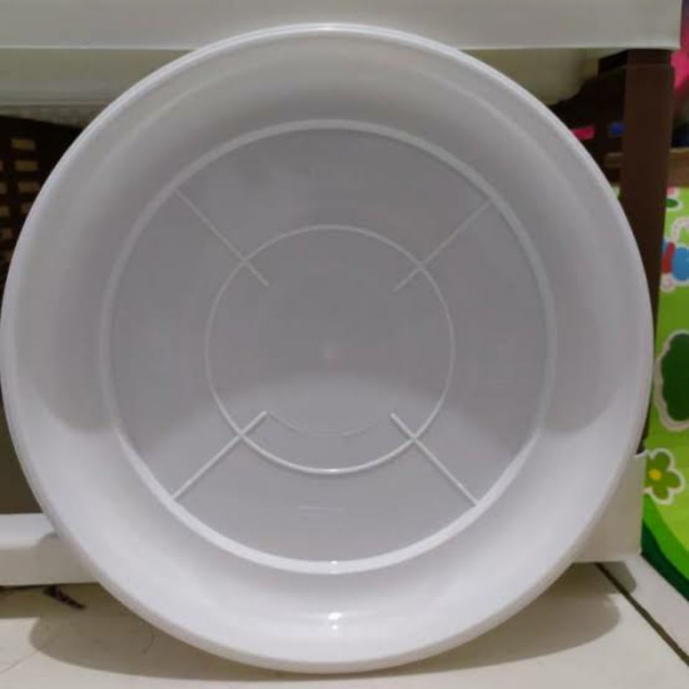Tatakan pot  ukuran L warna putih / Alas pot warna putih ukuran L