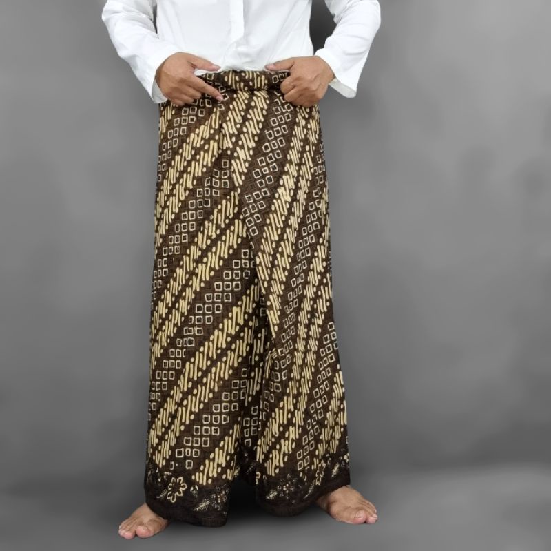 Sarung Batik Tradisional Lar Gurda