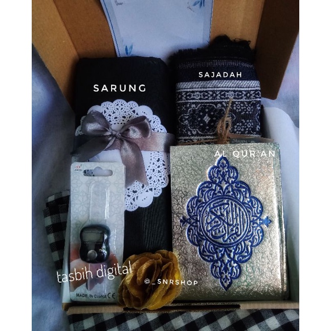 

Gift Box Mukena//Gift Box Sarung //Perlengkapan Sholat//gift Box Hijab//Gift Box Boneka