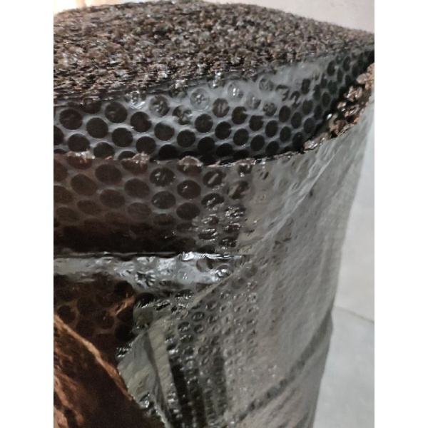 

bubble wrap panjang 1 meter lebar bidang 1.2 meter warna hitam termurah eceran pekanbaru