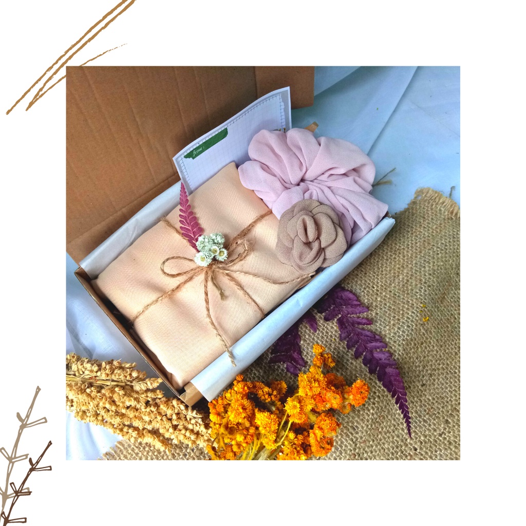 

Hampers Hijab Pashmina/ Gift Box Hijab / Gift Box