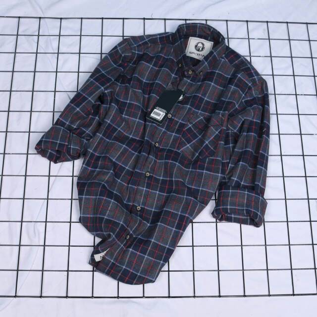 Kemeja Branded Spartan Lengan Panjang