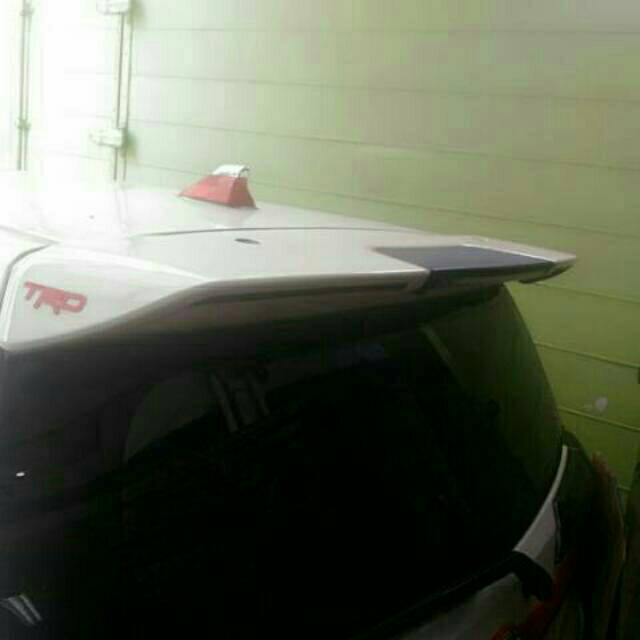 Spoiler Calya Sigra Model  TRD