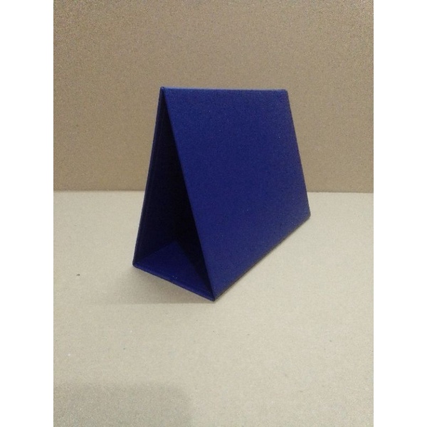 

KAKI KALENDER MEJA / TATAKAN KALENDER MEJA UK 15x21 LANDSCAPE