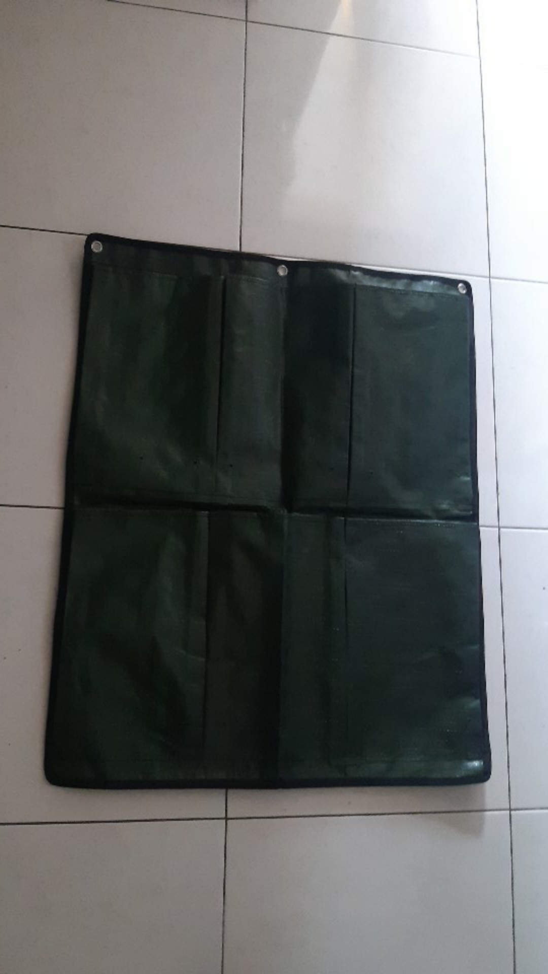 Kantong Tanaman Dinding 6 Kantong Wall Planter Bag 6 Pocket