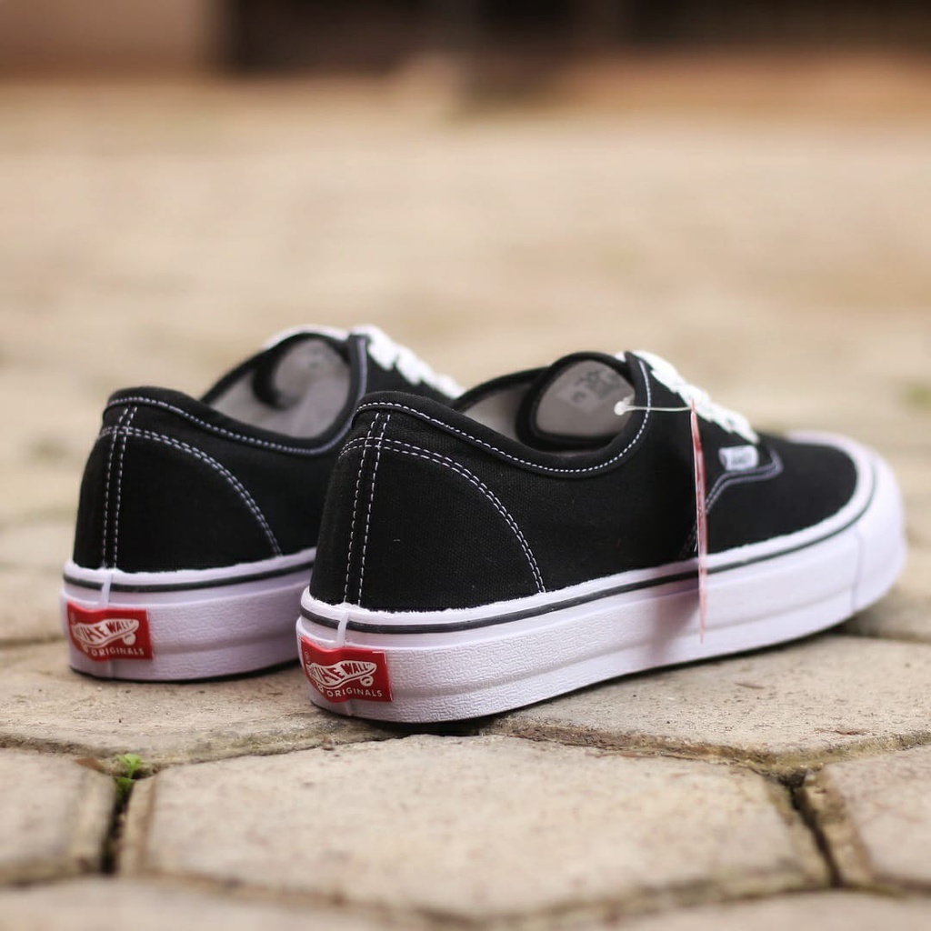 PROMO Vans Authentic All Black | Sepatu Hitam Sekolah, Ke Kampus, Sepatu Gaya Casual dan Klasik