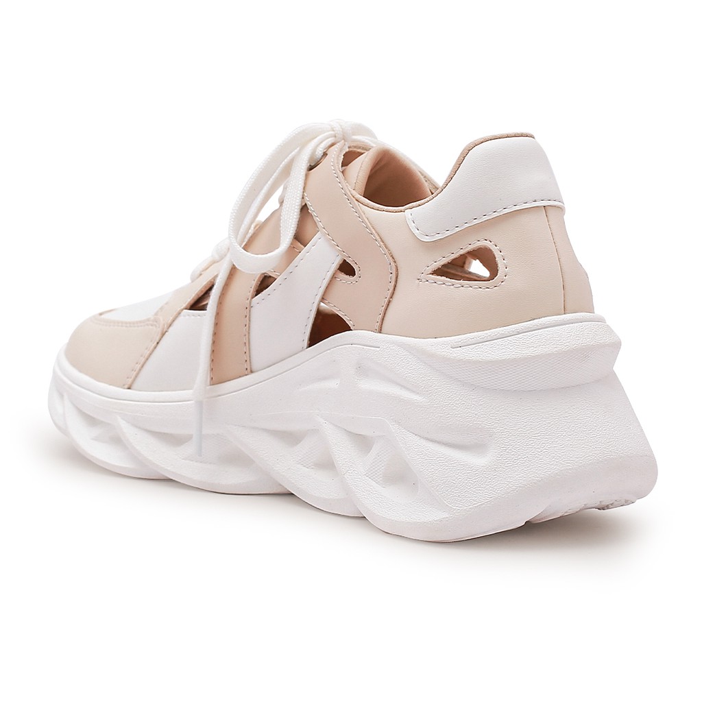 KHK by Khakikakiku Vensha Creamy White Sneakers