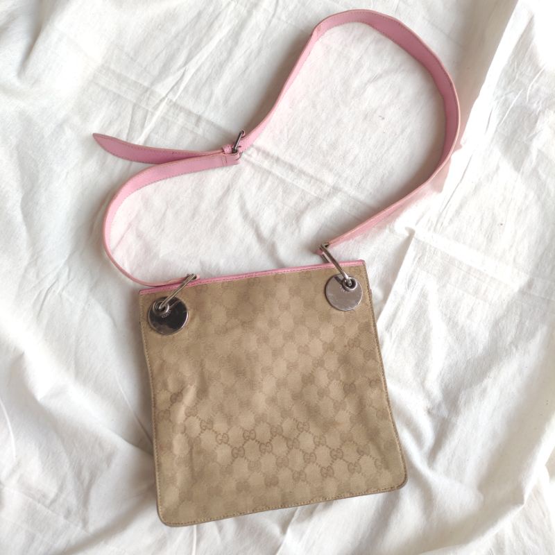 Tas Selempang Slingbag Gucci Monogram Pink Silver Hardware preloved bekas second