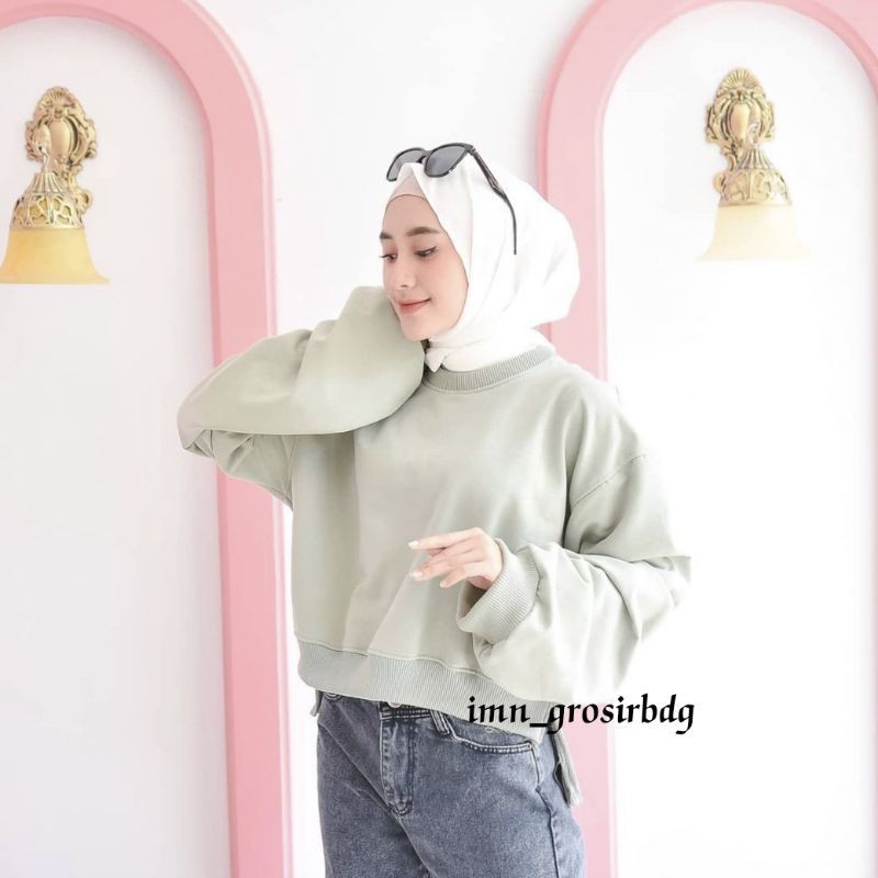 OVERSIZE CROOPE SWEATER