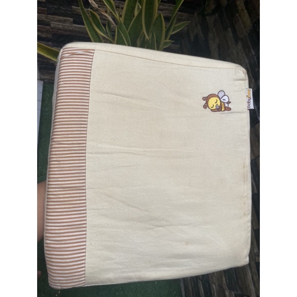 preloved sloped pillow babybee anti gumoh