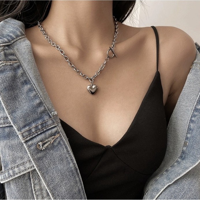 Korea Love Heart Clasp Necklace Peach Heart Retro Necklace Clavicle Chain Female