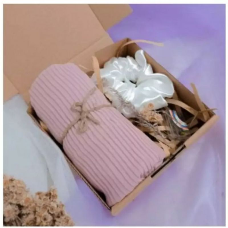 

hampers box pashmina plisket ceruti