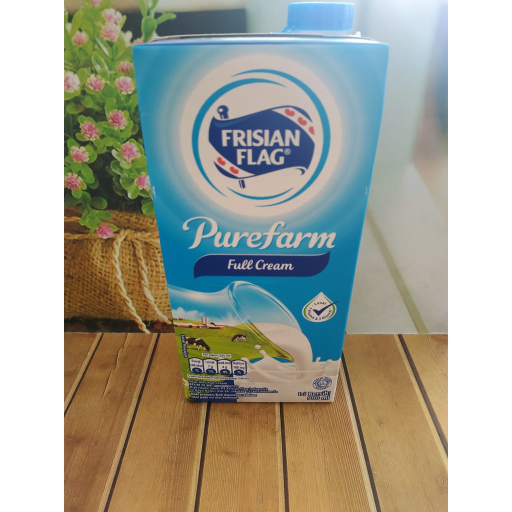 

Susu UHT Frisian Flag Full Cream 900 ml