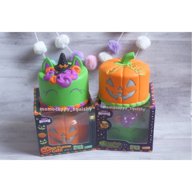 SQUISHY LICENSED WITCH CAKE &amp; PUMPKIN CAKE BY SILLY SQUISHY (100% ORI)