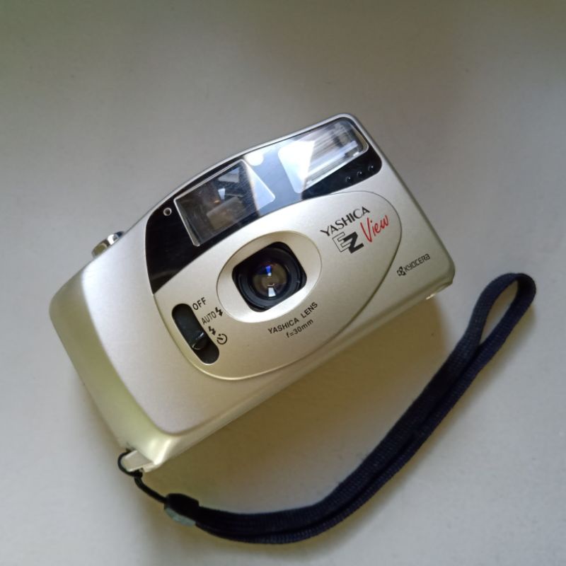 kamera analog yashica ez view