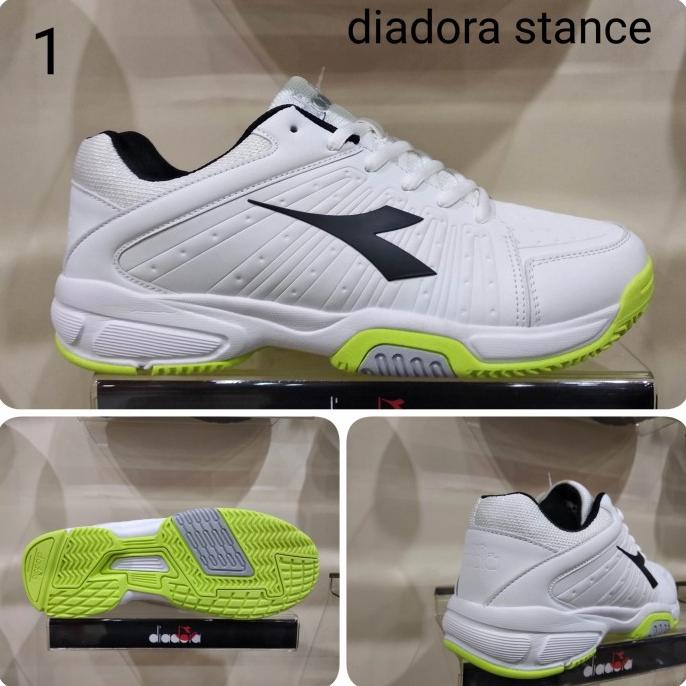 Sepatu tenis deals diadora original