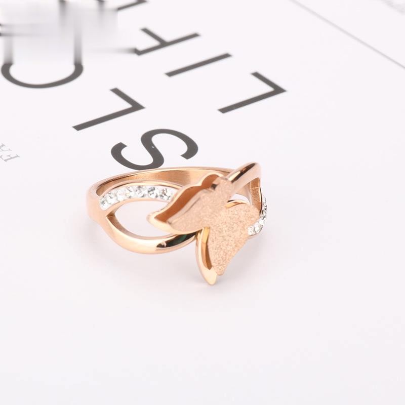 Cincin infinity butterfly titanium zircon anti karat - ercassia