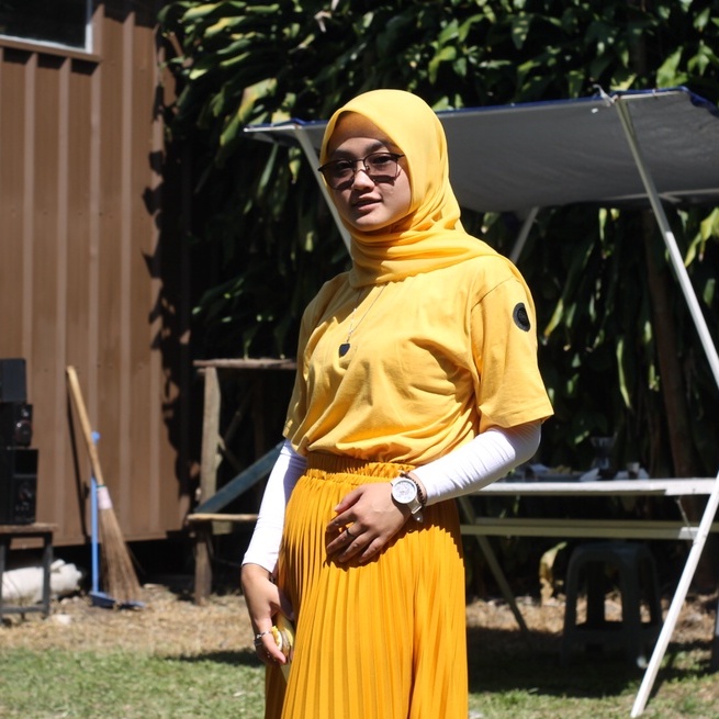 KAOS POLOS KAOS PRIA KAOS WANITA KAOS BAJU PRIA BAJU WANITA KAOS LENGAN PENDEK