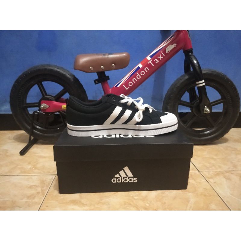 adidas bravada skateboarding black original