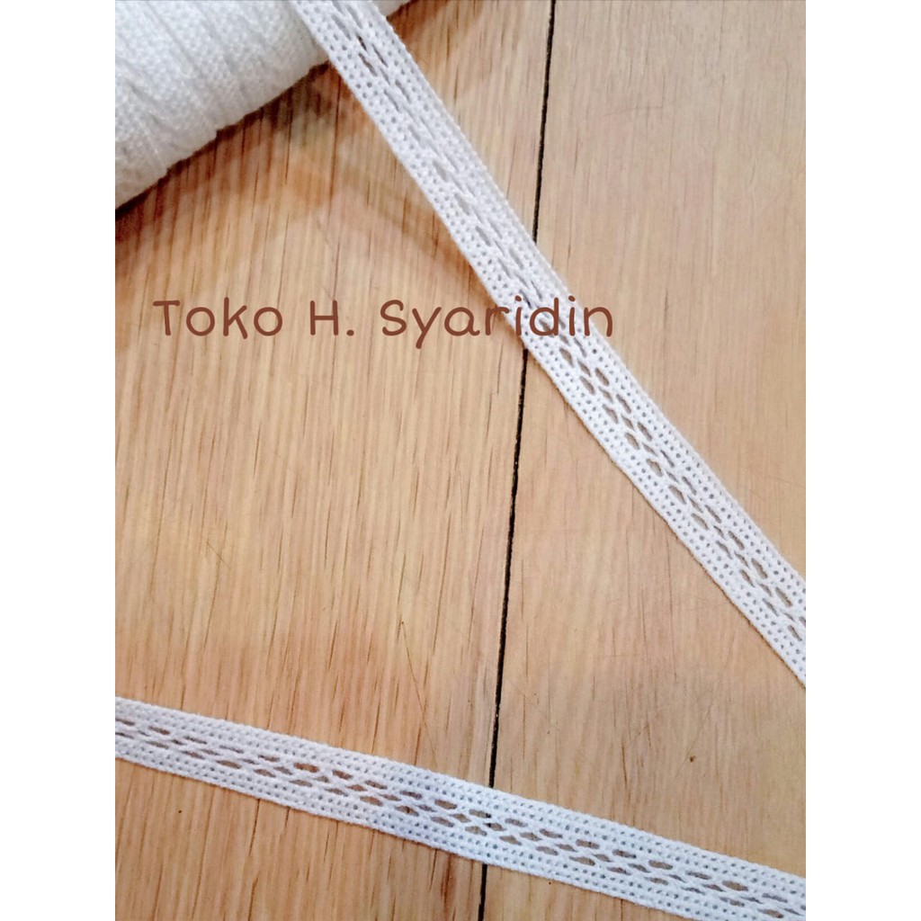 Renda Gyper Putih / Renda Kait Meteran