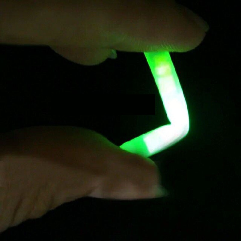 5pcs / Set Tongkat Pancing Fluorescent Luminous Kualitas Tinggi Untuk Memancing Malam Hari