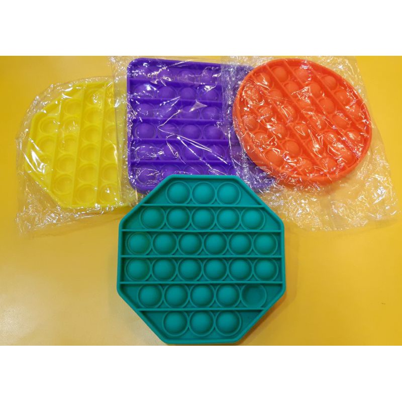 MAINAN  POP IT ( POLOS / RAINBOW / PRINT )