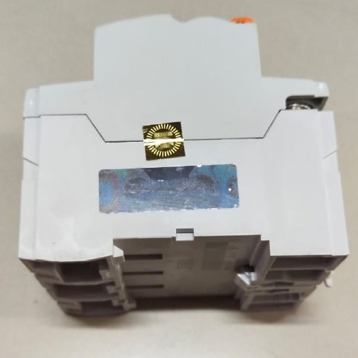 ELCB/RCCB 63A/4P 300 mA SCHNEIDER (16796)