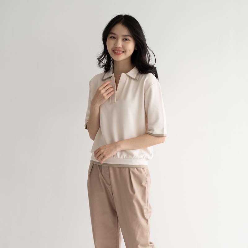 Beige Studio - Kennedy Top / Atasan Polo Lengan Pendek Wanita