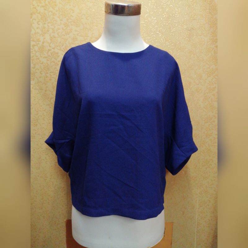 Preloved blouse Beams Heart