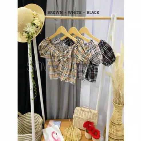 ATASAN BAJU BLOUSE WANITA BLUS CROP CALIA BB BAHAN KATUN KOTAK KOTAK BLUEBERRY FIT L FASHION WANITA