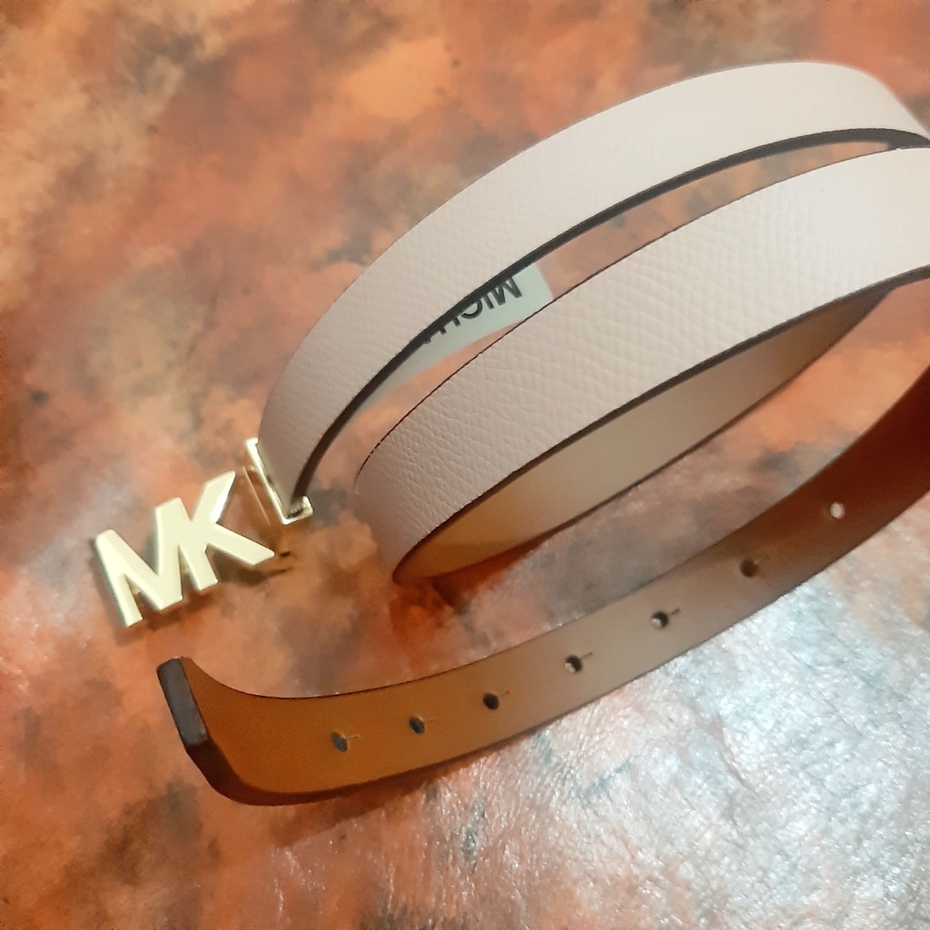 Ikat Pinggang Wanita Logo Plaque Buckle Reversible Leather Belt