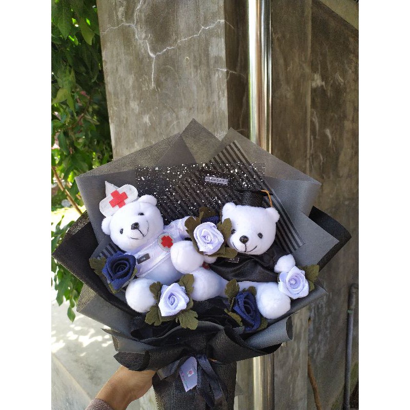 Buket Boneka/ Bucket Boneka/ Buket Boneka Wisuda / Bucket Boneka Perawat / Bucket Boneka Wisuda Perawat