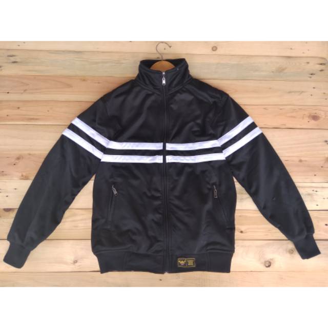 Jaket tracktop polos hitam
