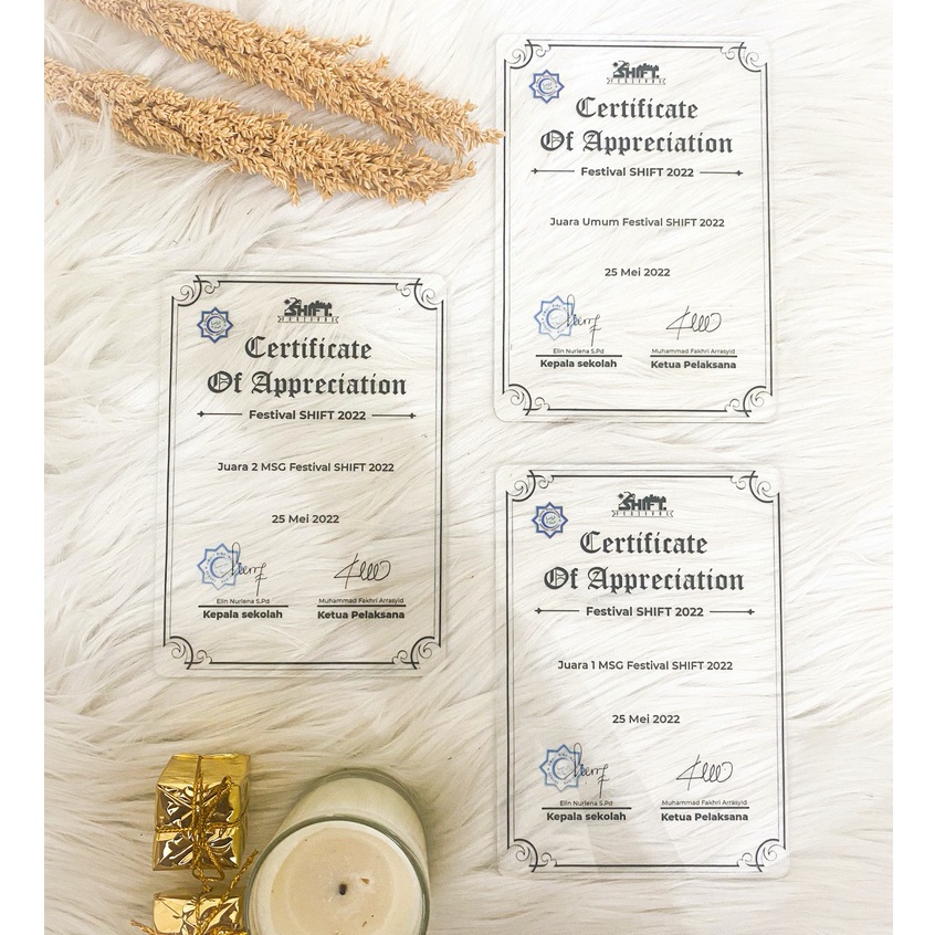 Certificate Custom Acrylic Plakat Piagam (Graduation / Wisuda, Boyfriend Girlfriend, etc)